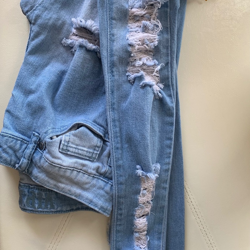 Skinny Distressed Jeans